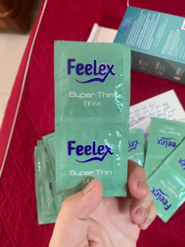 Bao cao su gia đình Feelex Superthin siêu mỏng - Hộp 30 cái photo review